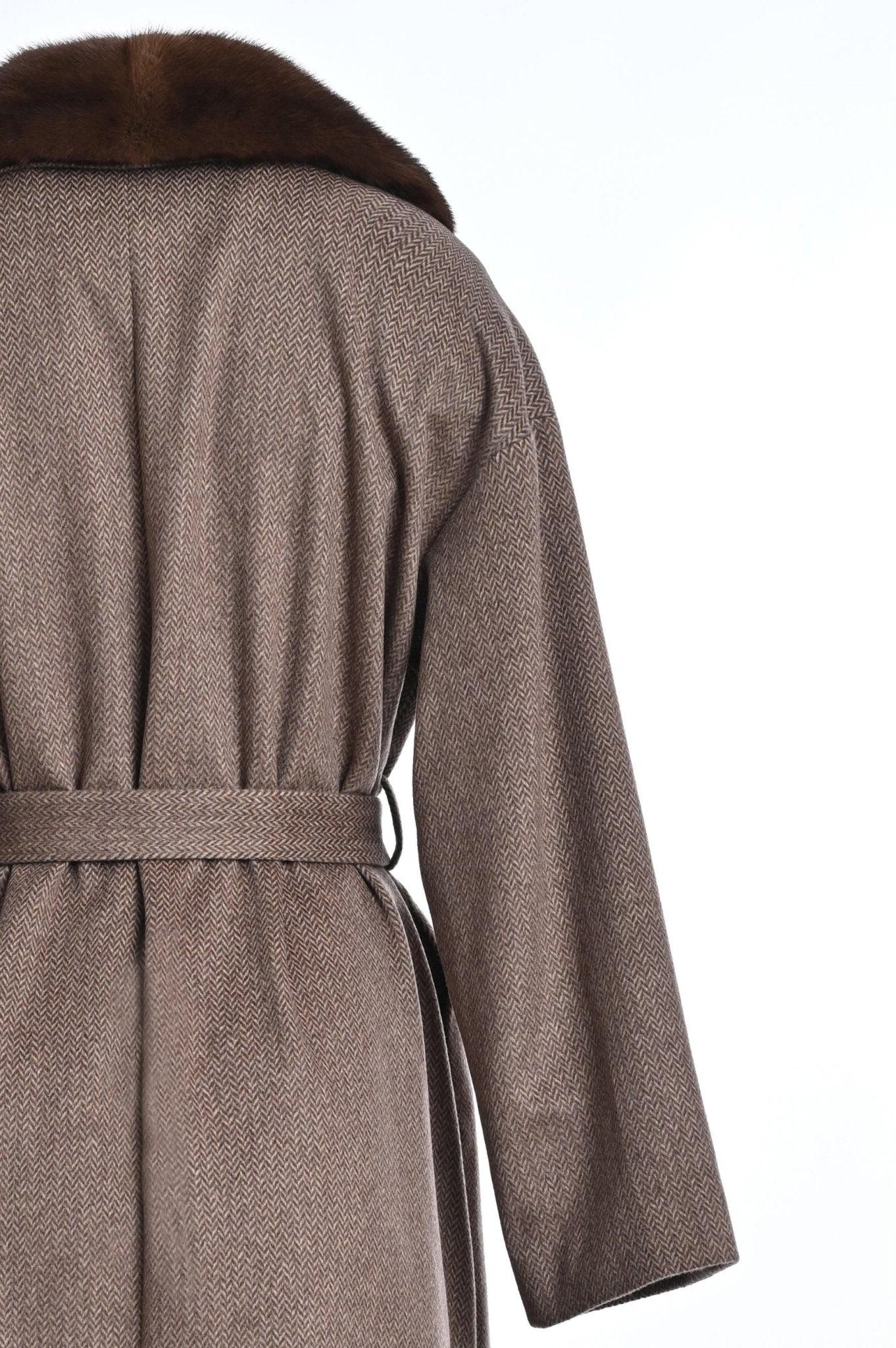 Pure Cashmere Coat with Detachable Mink Collar
