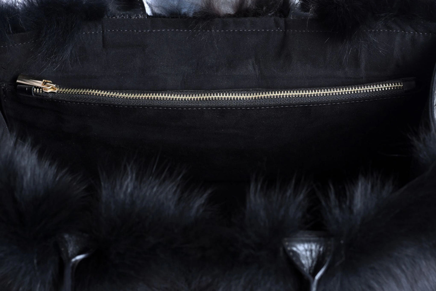 Shopping Iconic Leather - Fur Bag