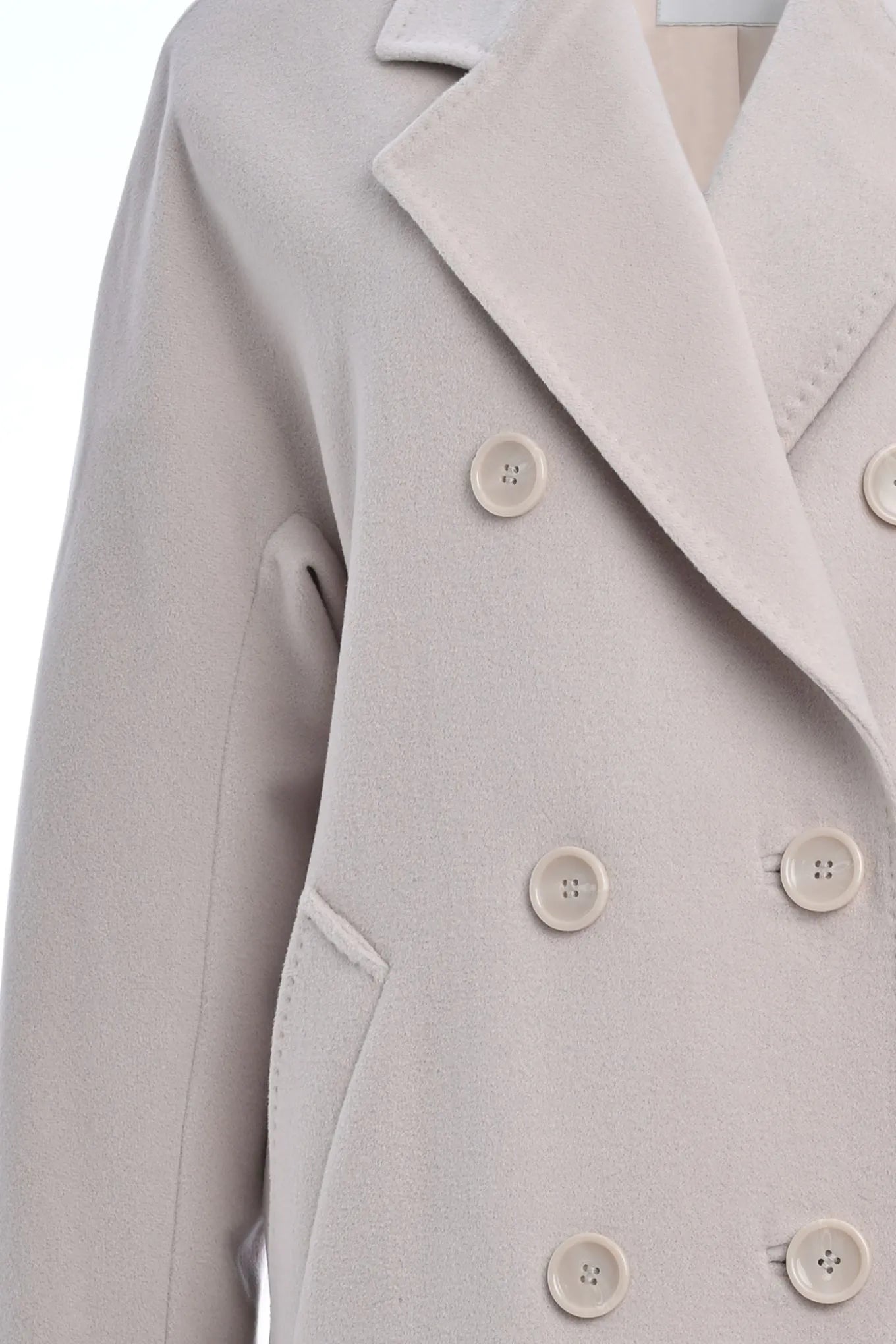 Pure "Velvet" Cashmere Coat details