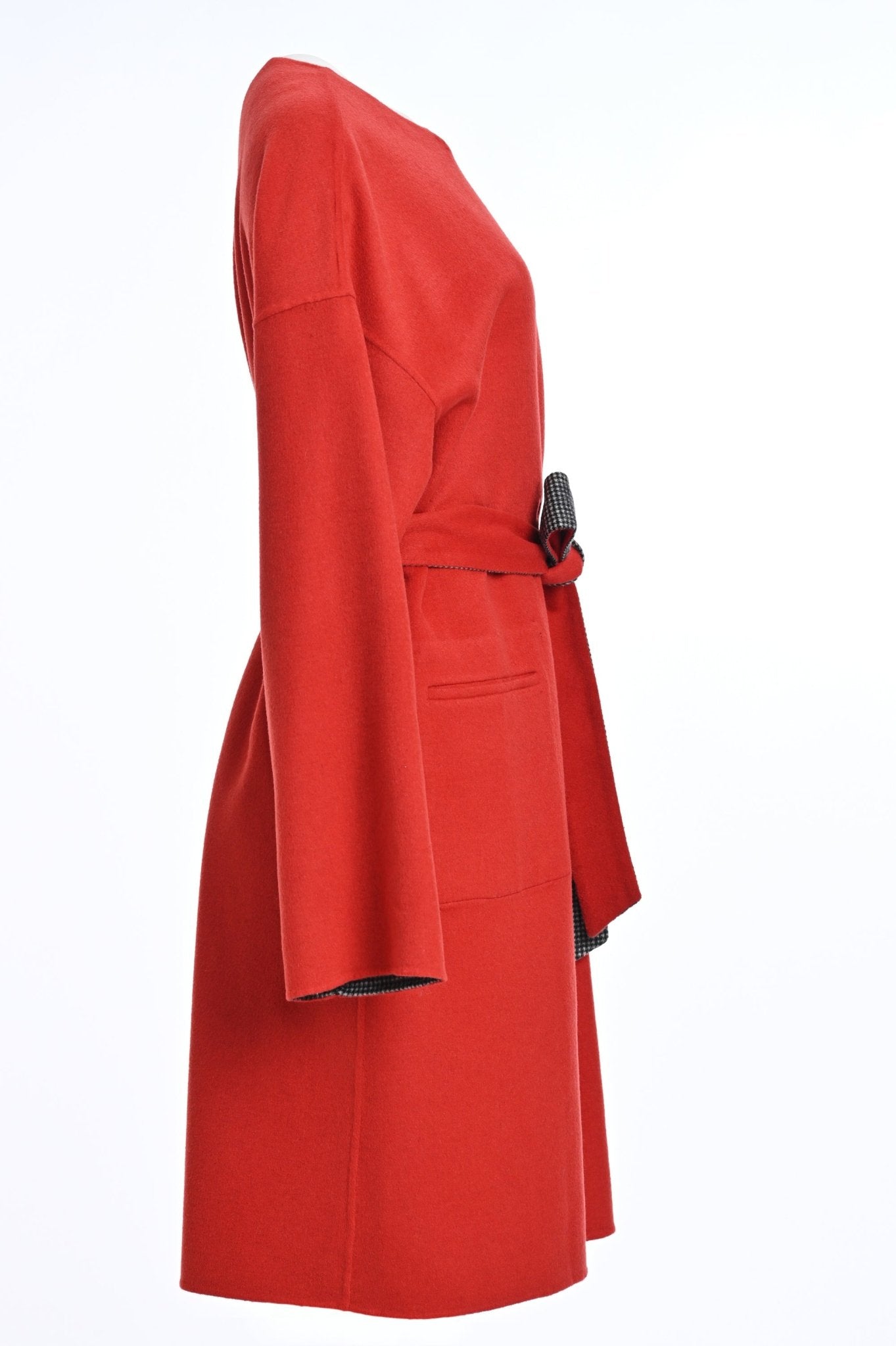 Reversible Cashmere/Wool Coat red side , side view